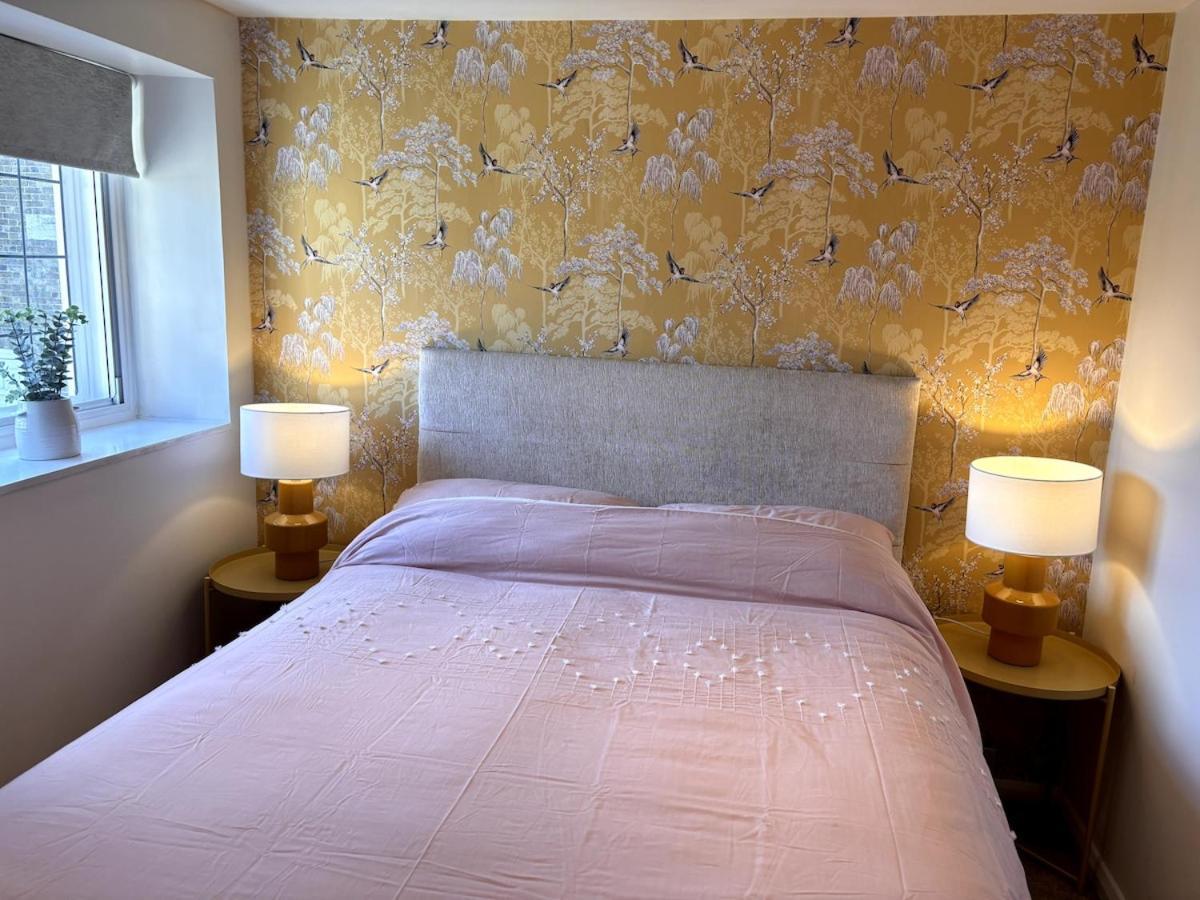 Wisteria Cottage グレーブゼンド エクステリア 写真