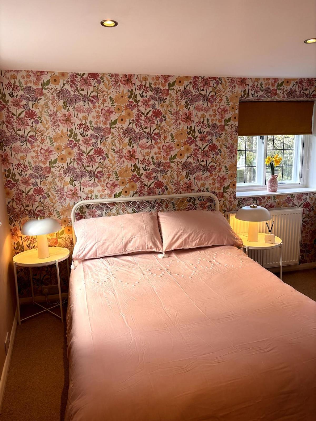 Wisteria Cottage グレーブゼンド エクステリア 写真