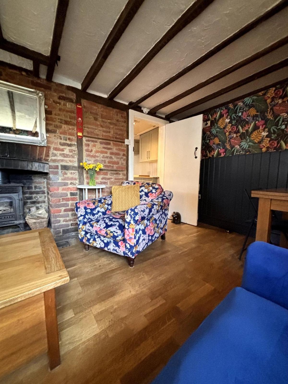 Wisteria Cottage グレーブゼンド エクステリア 写真